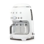 Капельная кофеварка Smeg DCF02WHEU — изображение 2