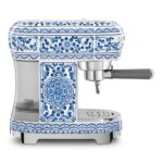 Кофемашина-эспрессо Smeg ECF02DGBEU — изображение 2